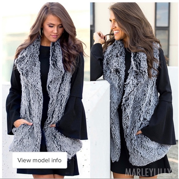 Marleylilly Jackets & Blazers - Marleylilly Black, Gray, White Faux Fur Vest size XXS/XS